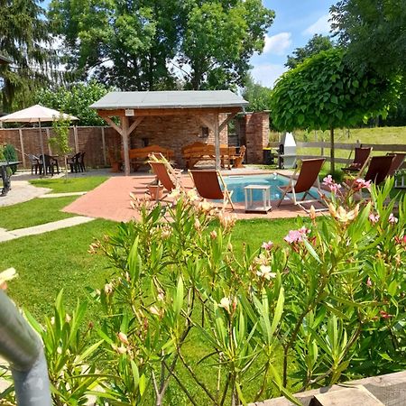 Eisenbahnromantik Im Urlaub Heinsdorfergrund Bagian luar foto