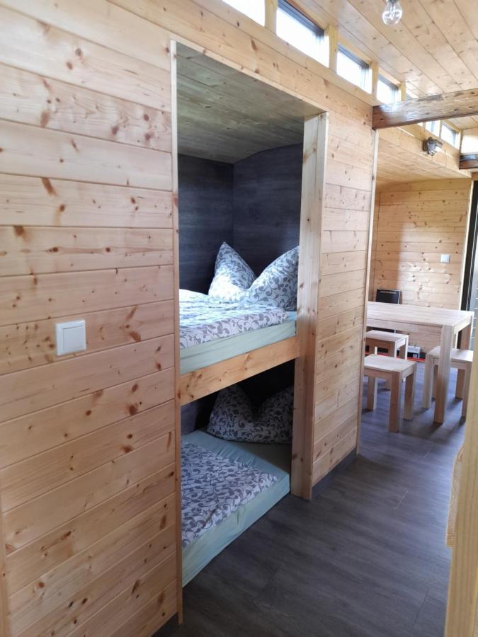 Eisenbahnromantik Im Urlaub Heinsdorfergrund Bagian luar foto