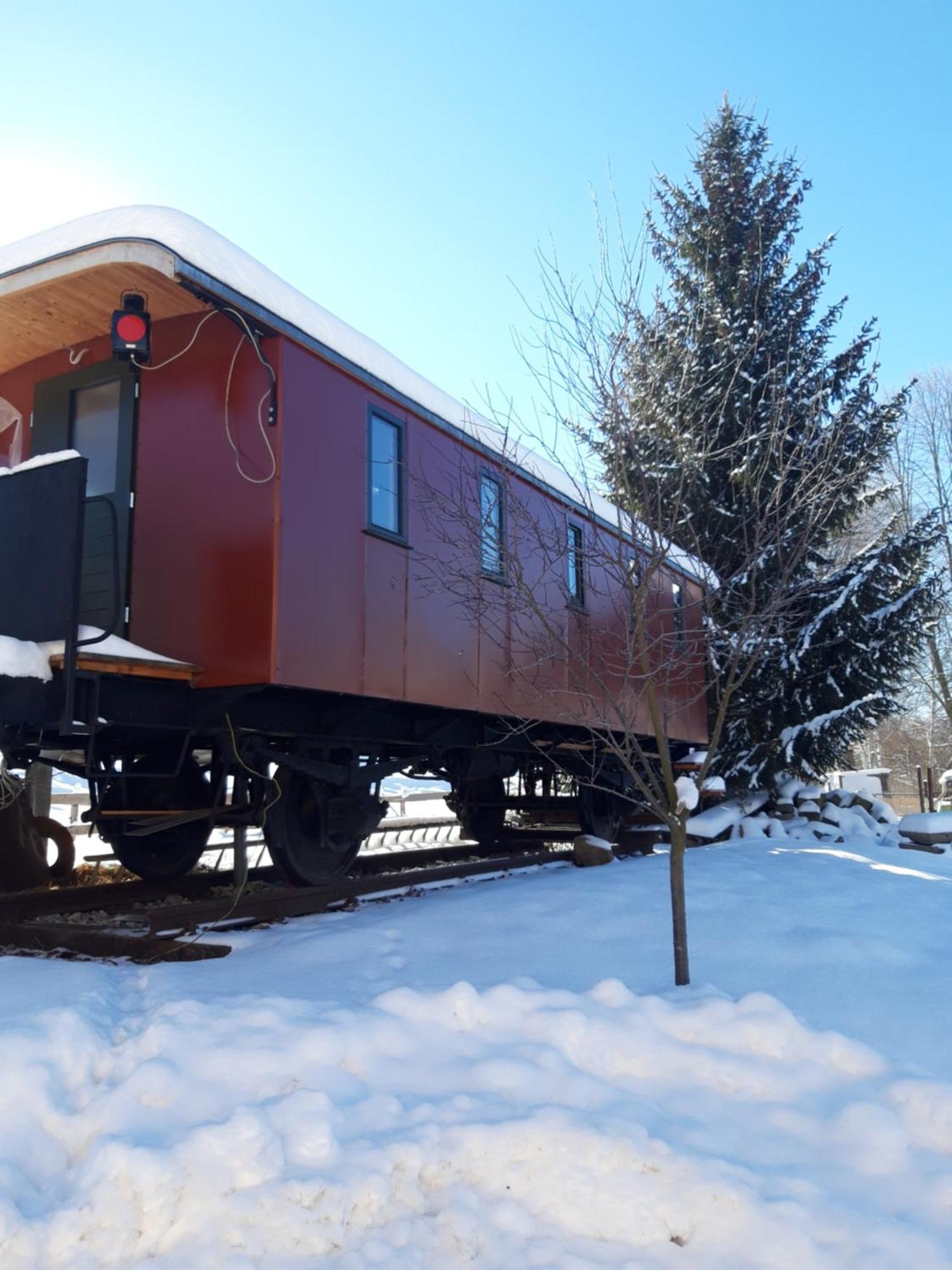 Eisenbahnromantik Im Urlaub Heinsdorfergrund Bagian luar foto